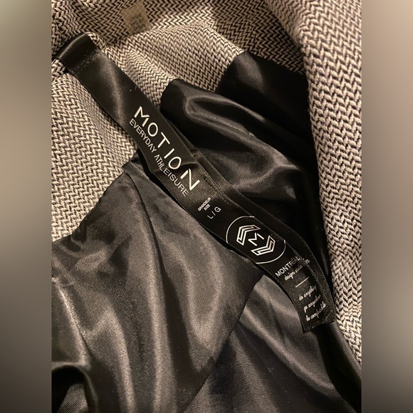 MOTION EVERYDAY ATHLEISURE blazer large - Picture 7 of 9